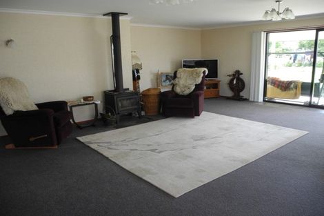 Photo of property in 5 Durham Street, Waimate, 7924