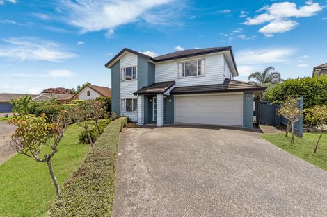 Photo of property in 52 Belfry Place, Wattle Downs, Auckland, 2103