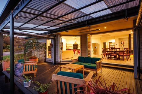 Photo of property in 71 Polson Hill Drive, Aokautere, Palmerston North, 4471