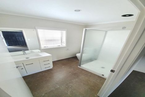 Photo of property in 7 Cooladerry Place, Rosehill, Papakura, 2113