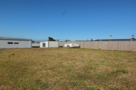 Photo of property in 13a Mack Street, Foxton Beach, Foxton, 4815