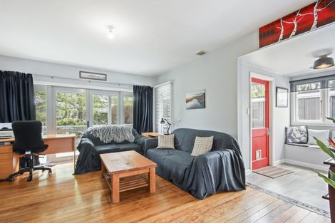 Photo of property in 178a High Street, Oxford, 7430