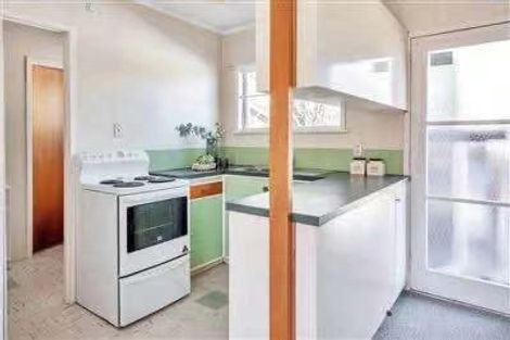 Photo of property in 2/37 Oriana Avenue, Lynfield, Auckland, 1042