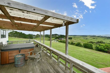 Photo of property in 56 Mclachlan Road, Kaukapakapa, Warkworth, 0984