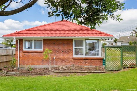 Photo of property in 1/13 Creamer Avenue, Belmont, Auckland, 0622