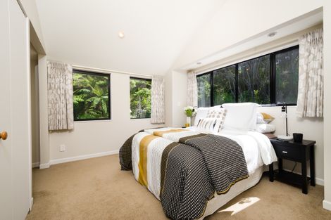 Photo of property in 81 Stoney Creek Drive, Waitakere, Henderson, 0782
