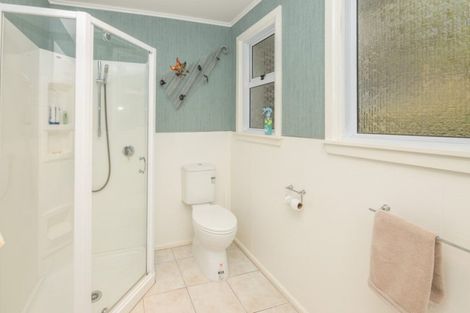 Photo of property in 393 Sawyers Arms Road, Harewood, Christchurch, 8051