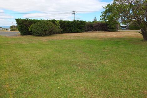 Photo of property in 19 Chaffey Street, Foxton Beach, Foxton, 4815