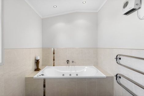 Photo of property in 22a White Street, Taradale, Napier, 4112