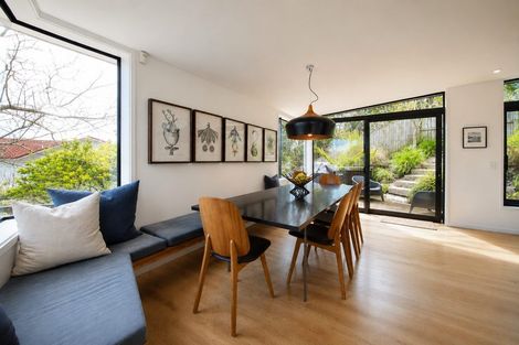 Photo of property in 46a Vauxhall Road, Devonport, Auckland, 0624