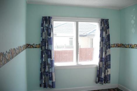 Photo of property in 160 Wainoni Road, Avondale, Christchurch, 8061