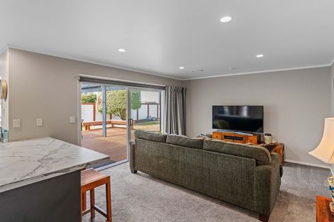 Photo of property in 21 Stanley Street, Wharewaka, Taupo, 3330