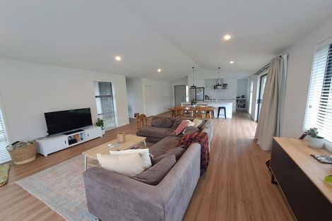 Photo of property in 71 Hass Drive, Ohauiti, Tauranga, 3112