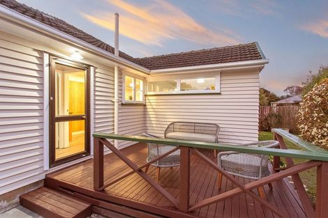 Photo of property in 12 Wildwood Avenue, Wainoni, Christchurch, 8061