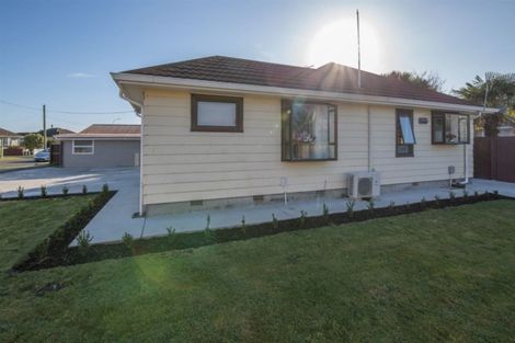 Photo of property in 35 Manurere Street, Hei Hei, Christchurch, 8042