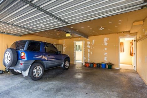 Photo of property in 27 Titoki Avenue, Waipahihi, Taupo, 3330