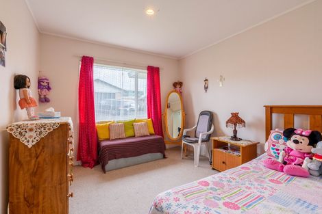 Photo of property in 5 Camberley Court, Manurewa East, Auckland, 2102