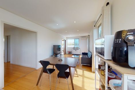 Photo of property in 8 Leatham Crescent, Opaheke, Papakura, 2113