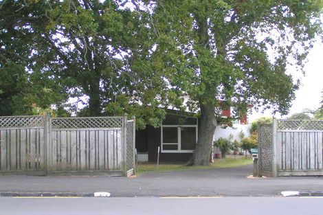 Photo of property in 2/270 Lake Road, Hauraki, Auckland, 0622