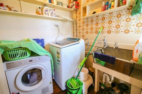 Photo of property in 105 Cornfoot Street, Castlecliff, Whanganui, 4501