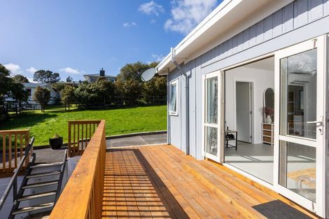 Photo of property in 33 Porter Crescent, Helensville, 0800