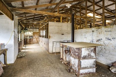 Photo of property in 210 Ongaonga Road, Waipawa, 4272