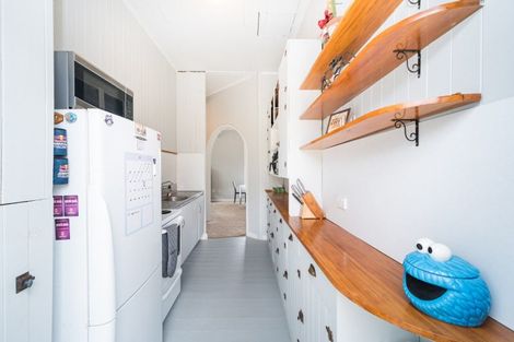 Photo of property in 13 Karaka Street, Tokomaru, Palmerston North, 4474