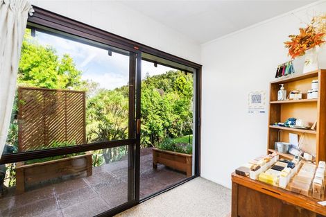 Photo of property in 213 Fairway Drive, Te Kamo, Whangarei, 0112