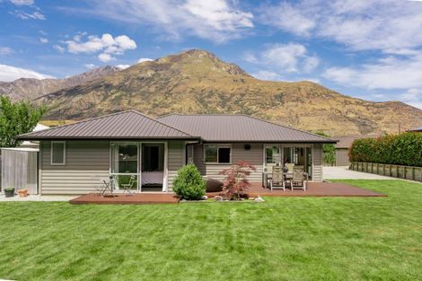 Photo of property in 31 Stalker Road, Lower Shotover, Queenstown, 9304