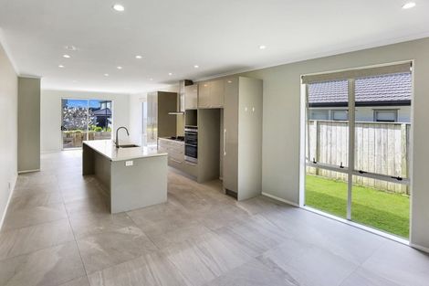 Photo of property in 80 Mackay Drive, Greenhithe, Auckland, 0632