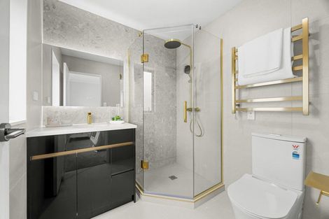 Photo of property in 39 Park Green Avenue, Rosehill, Papakura, 2113