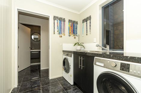 Photo of property in 1 San Clemento Way, Rototuna, Hamilton, 3210