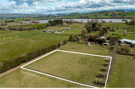Photo of property in 310c Porangahau Road, Waipukurau, 4282