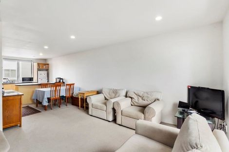 Photo of property in 34/3 Riverside Road, Orewa, 0931