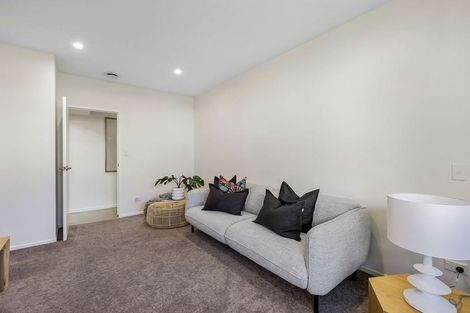 Photo of property in 69 De Luen Avenue, Tindalls Beach, Whangaparaoa, 0930