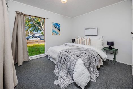 Photo of property in 3/16 Settlement Road, Papakura, 2110