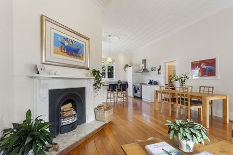 Photo of property in 12b Kawerau Avenue, Devonport, Auckland, 0624