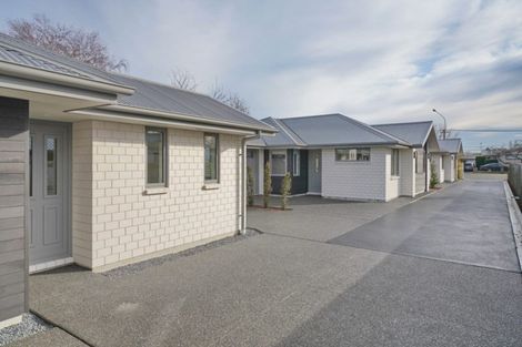 Photo of property in 250b Grahams Road, Bishopdale, Christchurch, 8053