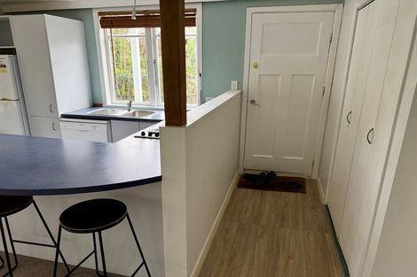 Photo of property in 26 Clarence Street, Brooklyn, Wellington, 6021