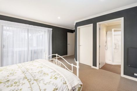 Photo of property in 122 Kinloch Road, Kinloch, Taupo, 3377