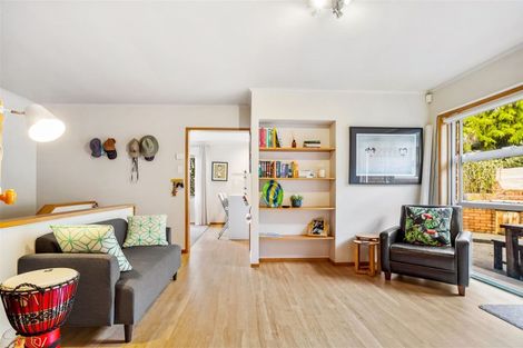 Photo of property in 20 Sailfish Drive, West Harbour, Auckland, 0618