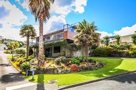 Photo of property in 143 Stanmore Bay Road, Stanmore Bay, Whangaparaoa, 0932