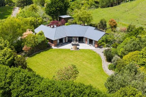 Photo of property in 39 County Heights Drive, Aokautere, Palmerston North, 4471