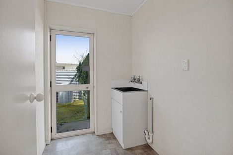 Photo of property in 6a Dives Avenue, Hawera, 4610