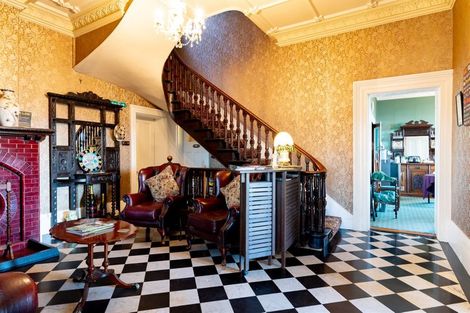 Photo of property in Lisburn House, 15 Lisburn Avenue, Caversham, Dunedin, 9012