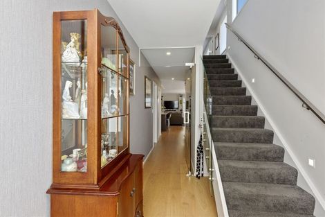 Photo of property in 35a Hewitts Road, Merivale, Christchurch, 8014