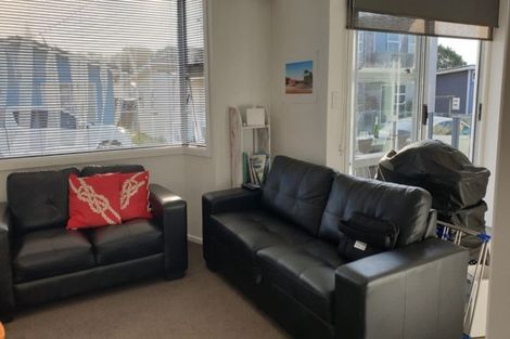 Photo of property in 114 Sixth Avenue, Urenui, 4377
