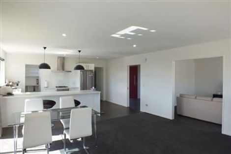 Photo of property in 11 Gosling Crescent, Halswell, Christchurch, 8025