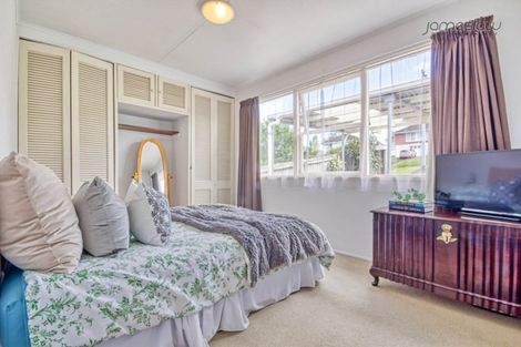 Photo of property in 42 Park Road, Glenfield, Auckland, 0629