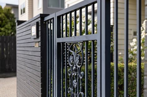 Photo of property in 36e Erlestoke Crescent, Churton Park, Wellington, 6037